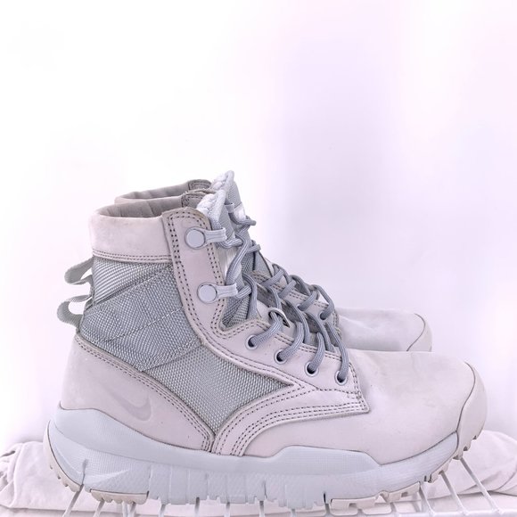 nike sfb womens